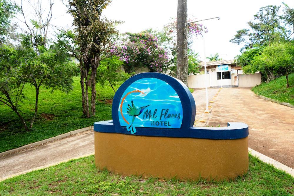 Hotel Mil Flores Bragança Paulista エクステリア 写真