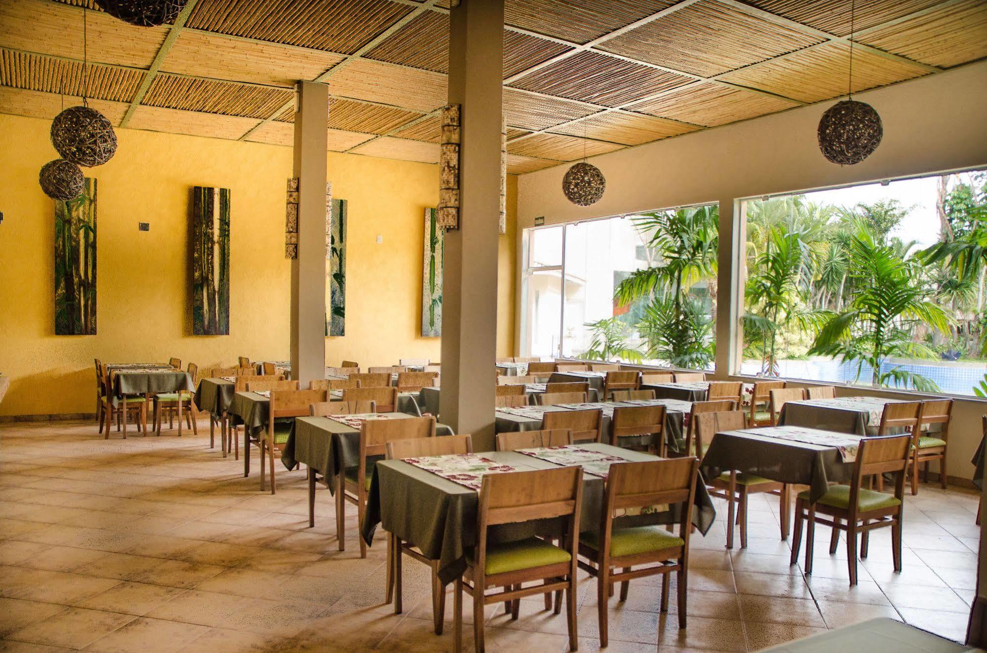 Hotel Mil Flores Bragança Paulista エクステリア 写真